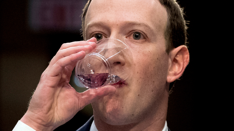 Illustration for article titled Facebook Got Mad at Us, Samsung Note 9, and Ajit Pai: Best Gizmodo Stories of the Week